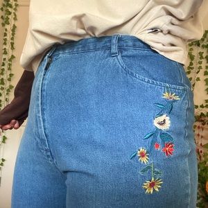 vintage garden embroidered jeans!!